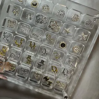 ネイル hair&make EARTH coiffure beaute 龍ケ崎店所属・tomita ayakaのネイルデザイン