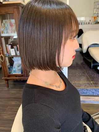 ミディアム DiMPlE  ディンプル所属・🌸スタイリスト 山浦美恵のヘアスタイル