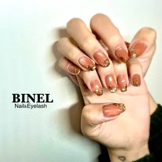 ネイル BINEL REINAのネイルデザイン