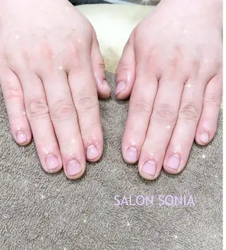 ネイル 小顔・毛穴・たるみ ネイル　似内真樹のエステ・リラクイメージ