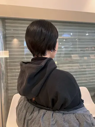 ショート リリカ🐈‍⬛ブリー チカラー/上永谷のヘアスタイル