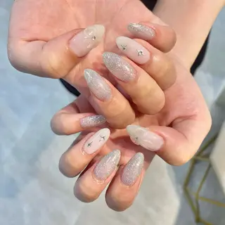 ネイル Rosa x rosa所属・Rosaxrosa AKANEのネイルデザイン