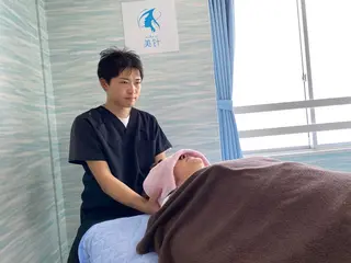 美容鍼灸サロン【美针】mihari所属・美容整体&小顔サロン 栄店　尾関のエステ・リラクイメージ