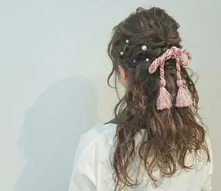 ヘアアレンジ ロング 透明感ハイライト◎ 伊藤夏海のヘアスタイル