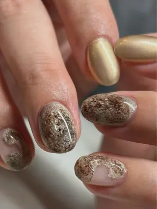 ネイル talo .のネイルデザイン