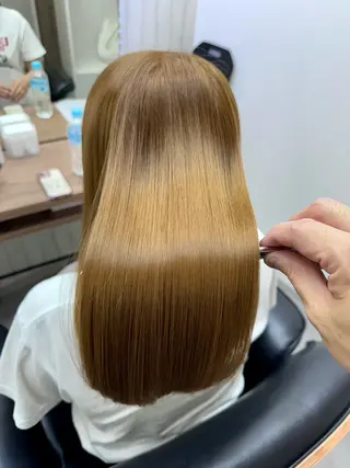 セミロング カラー The Apartment of Solon 船橋 2nd所属・高橋潤⚜️縮毛矯正 /NEO髪質改善のヘアスタイル