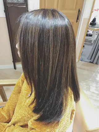 セミロング MeL 横浜/ ＭＩＨＯのヘアスタイル