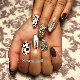 ネイル 名倉 なな子のネイルデザイン