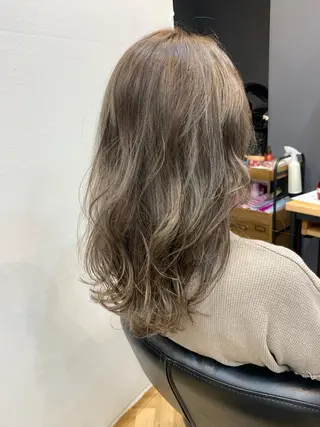 セミロング 田丸 なつみのヘアスタイル