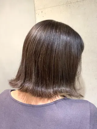 ミディアム カラー ハイライトが 得意なニキです😊のヘアスタイル