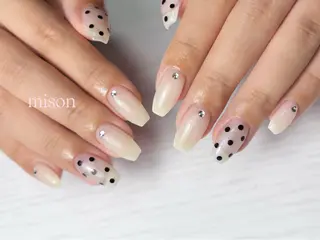 ネイル mison所属・mison 安形友花のネイルデザイン