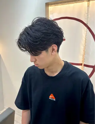 ショート パーマ メンズ 渡 汐音のヘアスタイル