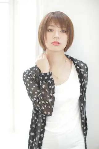 ショート カラー パーマ エイト ウメダのヘアスタイル