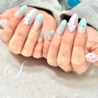 ネイル ステラ marikominoのネイルデザイン