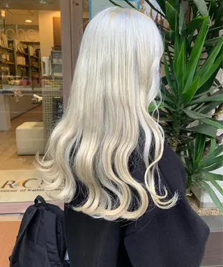 ロング カラー 🤍透明感/韓国風 🤍サクラギヒトミのヘアスタイル