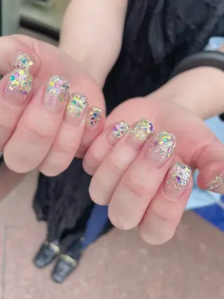 ネイル Ash関内ネイリスト 荒木晴香のネイルデザイン