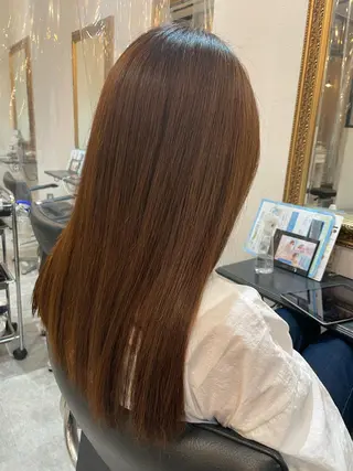 ロング カラー N° jillva 腰山 菜々美のヘアスタイル