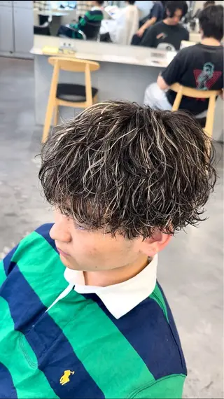 ショート カラー パーマ fifth 児玉達哉 当日予約🙆のヘアスタイル