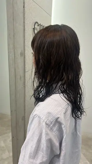 ミディアム パーマ Cura hikari🐣のヘアスタイル