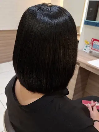 カラー 秋元 雅のヘアスタイル
