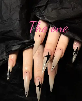 ネイル N. サロン所属・Theone栄店 田口のネイルデザイン