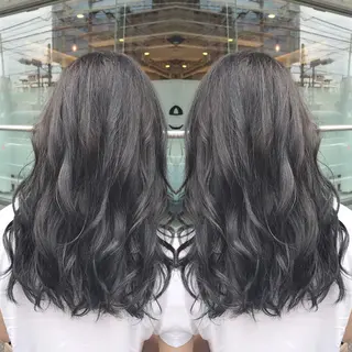 セミロング カラー 青木 茂樹⭐️ 透明感カラーのヘアスタイル