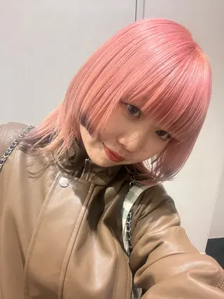 ミディアム カラー person所属・person♡kii マオのヘアスタイル