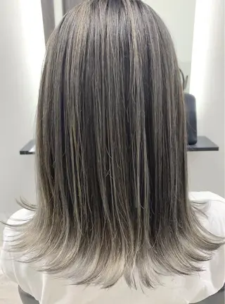 ミディアム 家田 竜のヘアスタイル