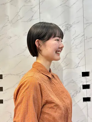 ショート miu /透明感カラーのヘアスタイル