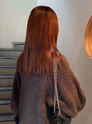 セミロング カラー izumi/ 艶感カラーのヘアスタイル