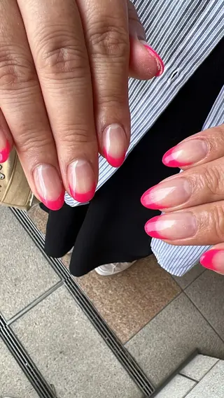 ネイル rika 🤍のネイルデザイン