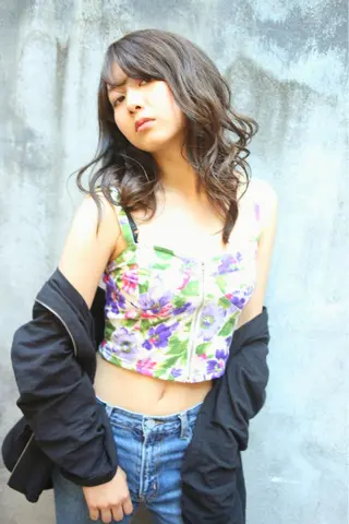 セミロング カラー vato マンツーマンサロンのヘアスタイル