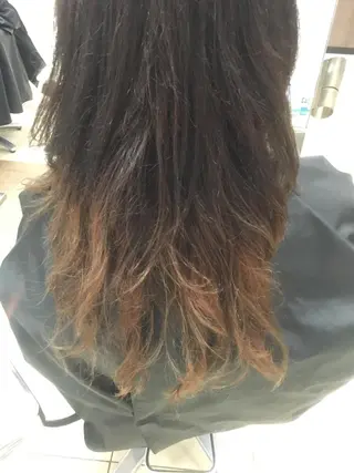 ロング カラー 斎藤 みくのヘアスタイル