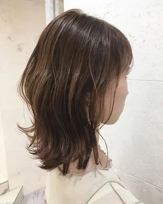 セミロング カラー 斉藤 貴也のヘアスタイル