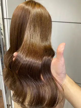 ロング カラー 岩崎 昭憲のヘアスタイル