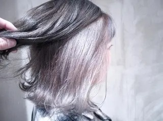 ミディアム カラー ill副店長 立和田純也のヘアスタイル