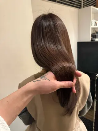 セミロング Luxe所属・Luxe表参道 髪質改善　奈良のヘアスタイル