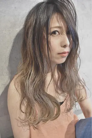 ロング カラー ヘアアレンジ hair salon Glanzのヘアスタイル