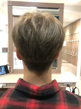 ショート カラー メンズ 鈴木 拓斗のヘアスタイル
