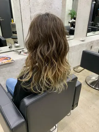 ロング レイヤーカット TAIKIのヘアスタイル