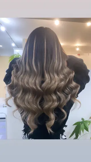 ロング Yurika /グランディールのヘアスタイル