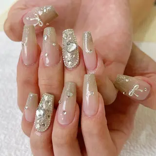 ネイル Ellenail名古屋所属・伊藤 愛のネイルデザイン