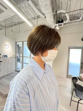 ショート カラー ヘアアレンジ umu.［韓国ヘア /レイヤーカット］のヘアスタイル