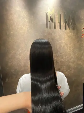 ロング カラー MINXshibuya所属・レイヤー/艶髪/ 透明感/千葉詩優のヘアスタイル