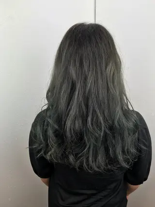ロング カラー デザインカラー🌈 高木リョウのヘアスタイル