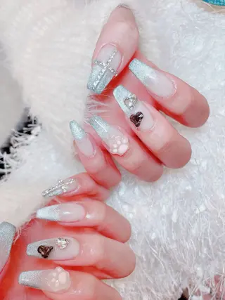 ネイル Le'a シズカのネイルデザイン