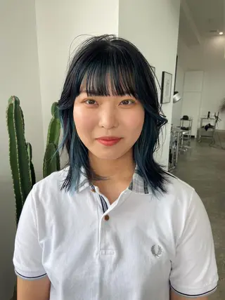 ミディアム 山岸 未玖のヘアスタイル