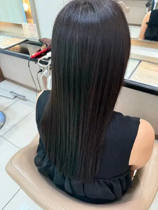 カラー 吉田 愛子のヘアスタイル