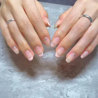 ネイル nail＆eyelashＲＯＩ所属・小山 のぞみのネイルデザイン