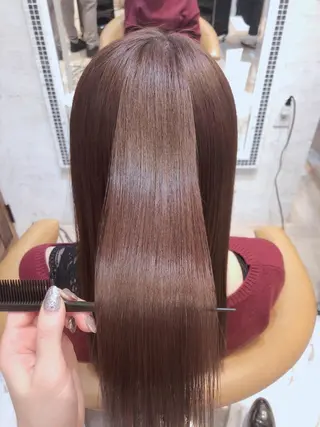 ミディアム 代表山口ひな 髪質改善のプロのヘアスタイル